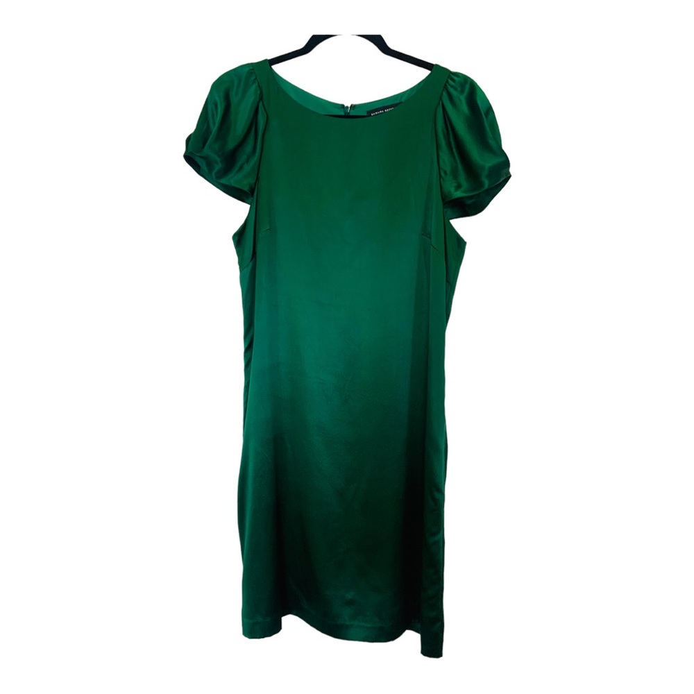 Banana Republic ladylike emerald green 100% silk below the knee event dress